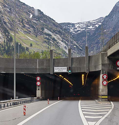 Gotthard- Tunnel